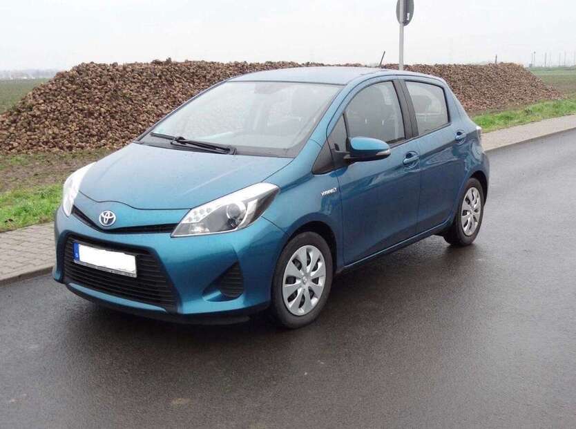 Toyota Yaris 117.992 km 8.900 € Filderstadt 70794
