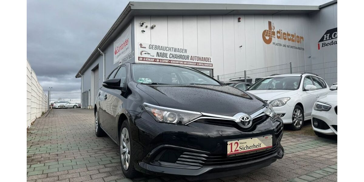 Toyota Auris 75.500 km 11.499 € Rheinbach 53359