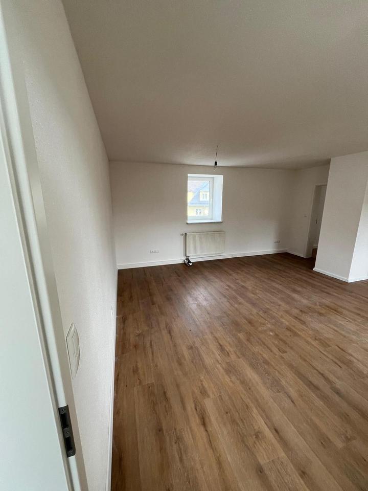 Geräumige 4 Zimmer Wohnung in Waldsassen zu vermieten.