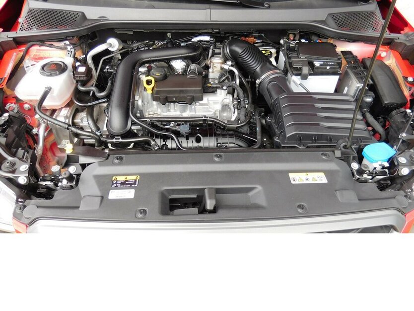 Seat Arona 1.0 FR-Line TSI BMT Navi Klima Alu 8.500 km 18.390 € Vordorf 38533