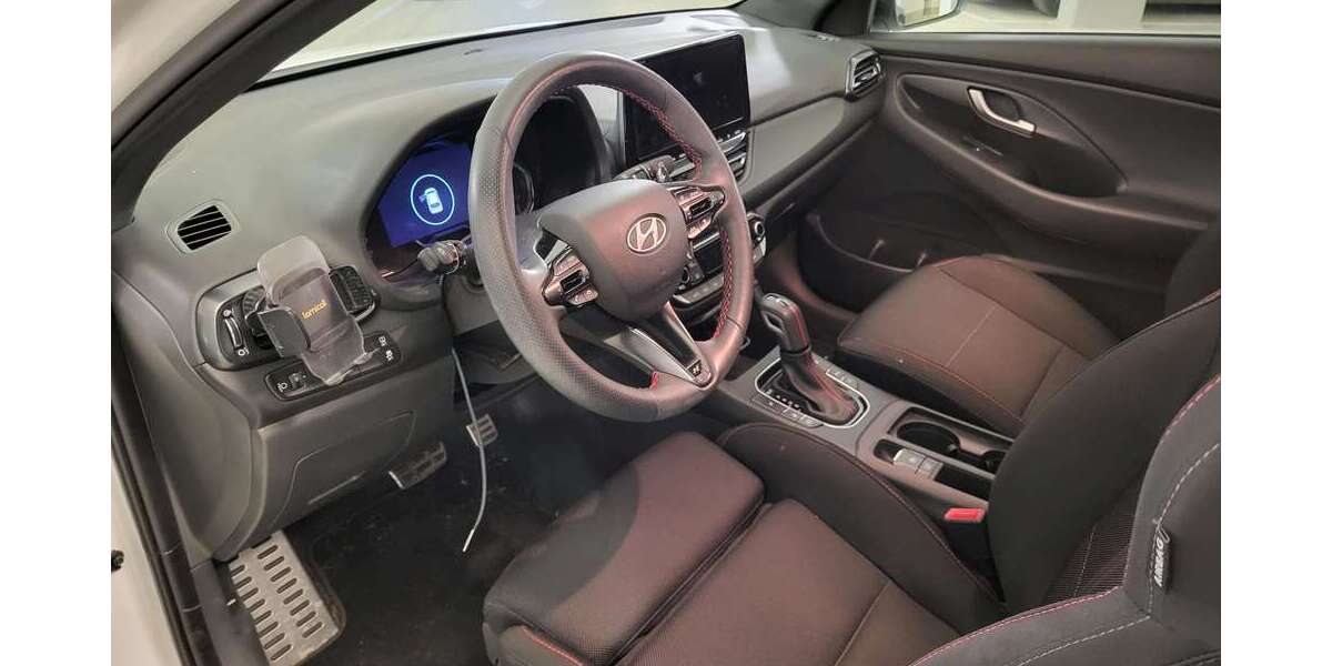 Hyundai i30 32.000 km 19.000 &euro; Frankfurt am Main 60438