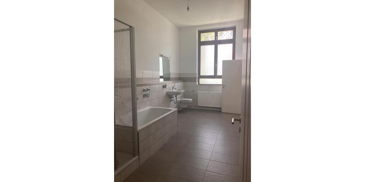 Erdgeschoßwohnung Espenau - 4 Zimmer, 139 m&sup2;, 1.500&euro; | Angebot:26396339