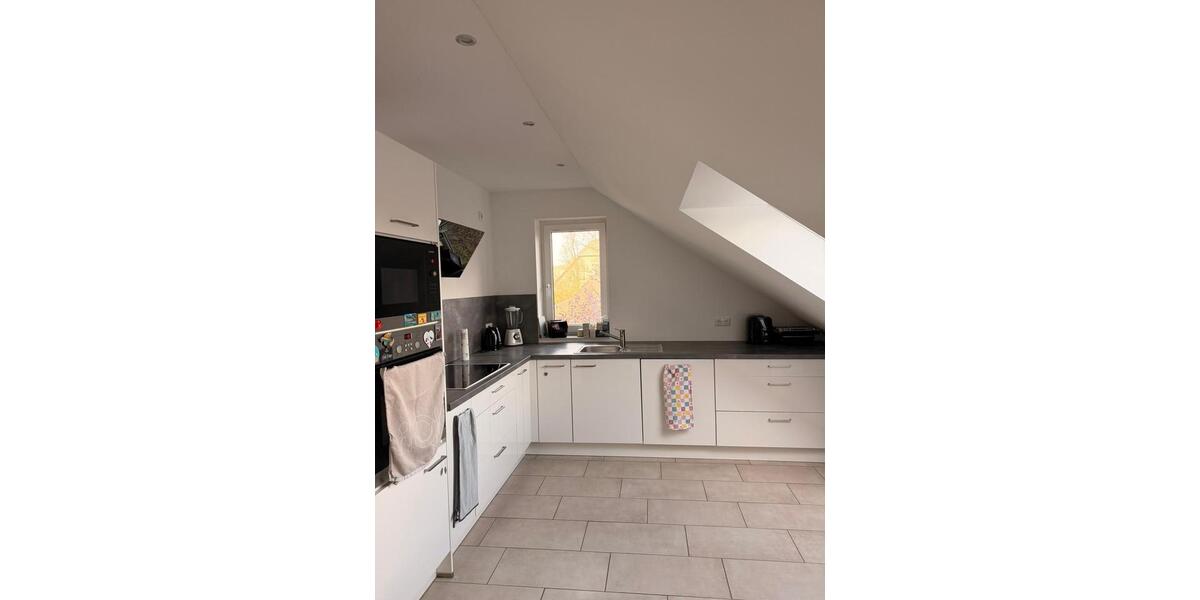 Dachgeschoßwohnung Verl - 3 Zimmer, 80 m&sup2;, 1.050&euro; | Angebot:26366546