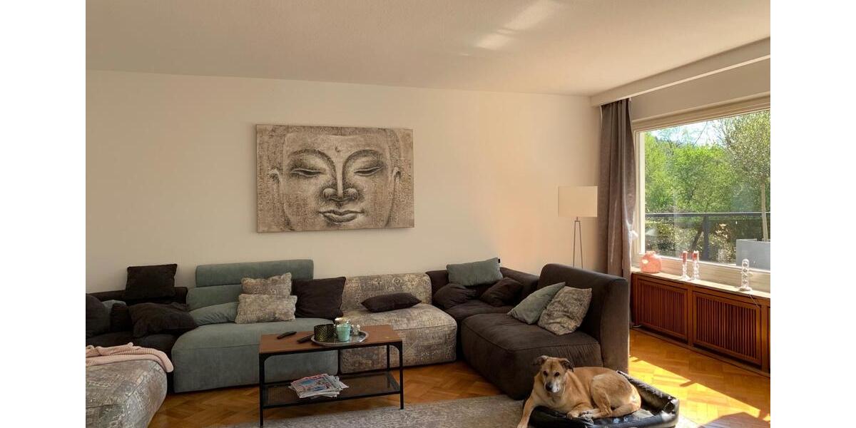 Villa Gummersbach - 6 Zimmer, 250 m&sup2;, 2.150&euro; | Angebot:25216498