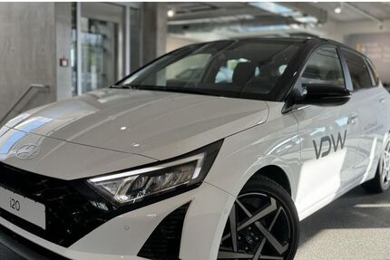 Hyundai i20 1.999 km 24.690 &euro; Stuttgart 70469