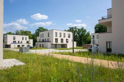 Wohnung Königs Wusterhausen - 4 Zimmer, 112 m&sup2;, 1.852&euro; | Angebot:27171951