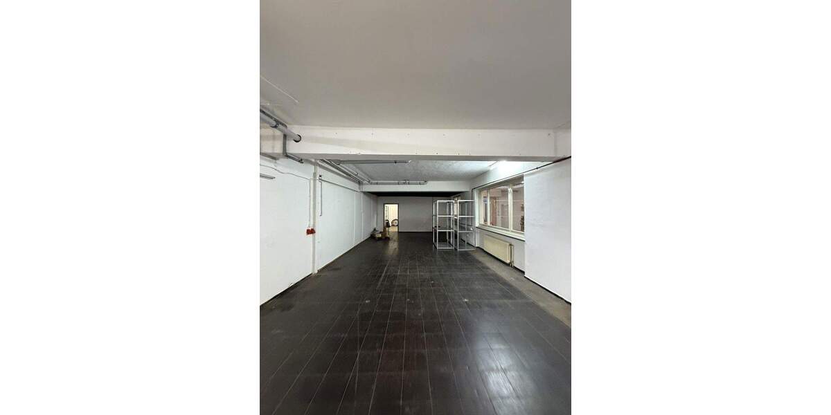 Gewerbefläche mit Rolltor & Starkstrom - Hemer-Deilinghofen zimmer