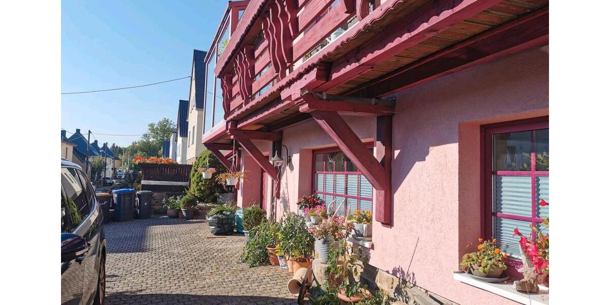 Einfamilienhaus Olbernhau - 10 Zimmer, 204 m&sup2;, 330.000&euro; | Angebot:25807508