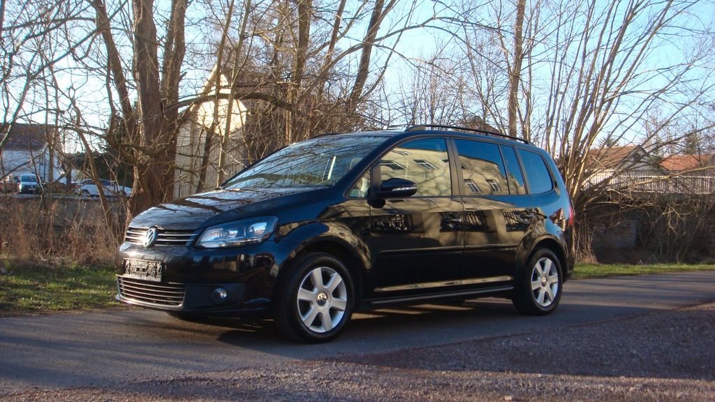 VW Touran 225.437 km 8.790 &euro; Mechterstädt 99880
