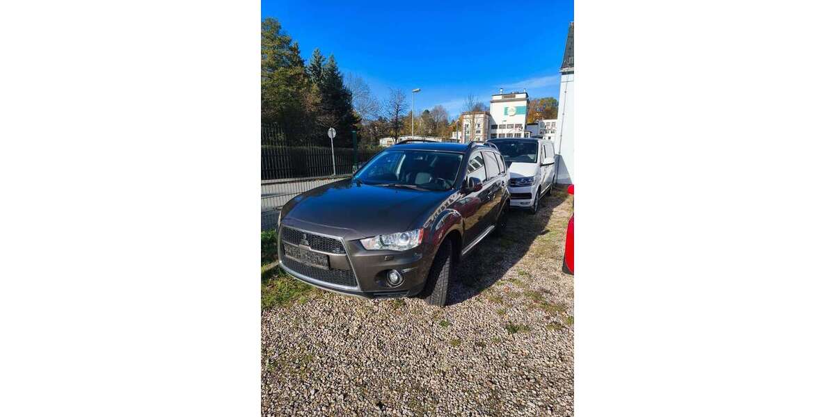 Mitsubishi Outlander 225.000 km 5.990 &euro; Chemnitz 09119