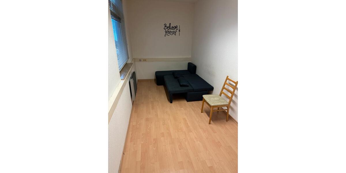 Gewerberäume 5 Zimmer 3 Bäder u. Küche zu vermieten 5 zimmer