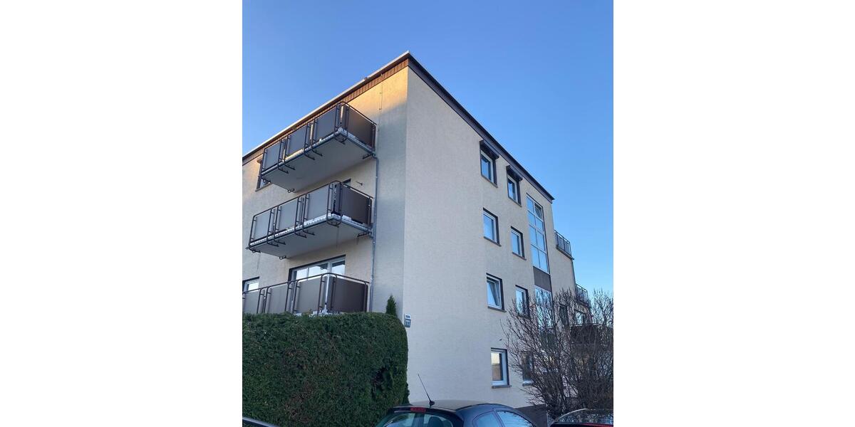 Helle 3-Zimmer-Wohnung mit Balkon im 4. OG in Taunusstein 3 zimmer