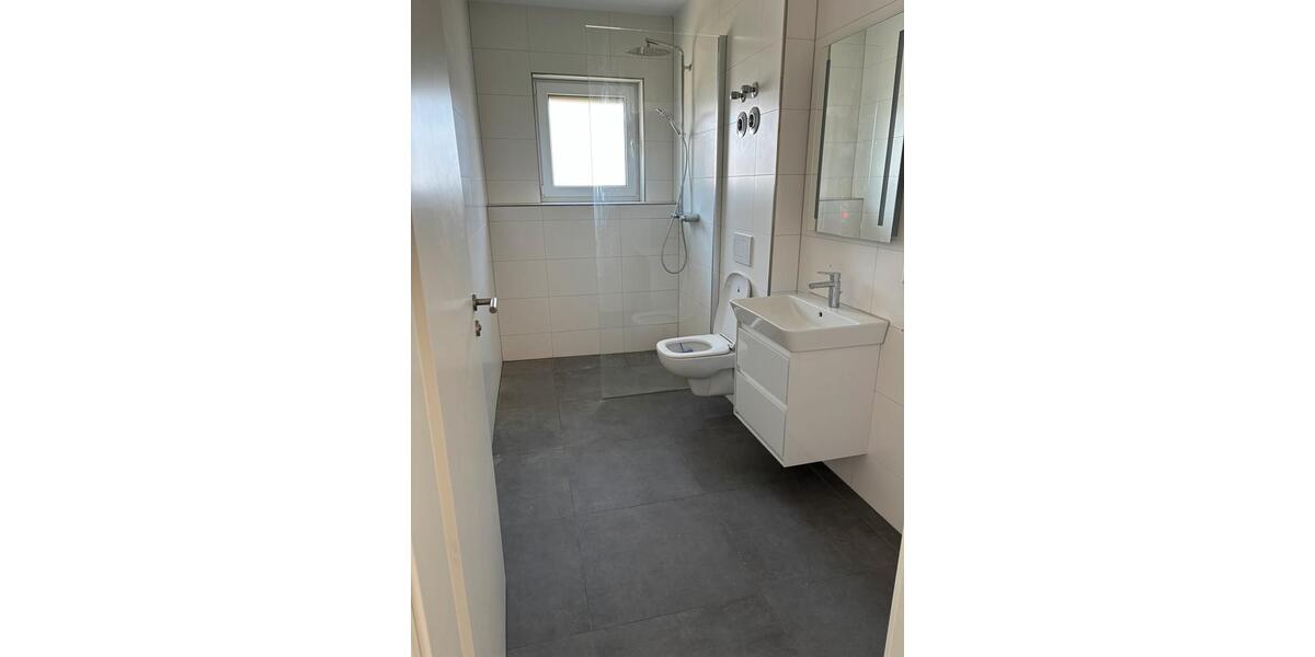 Etagenwohnung Ulm Donautal - 5 Zimmer, 155 m&sup2;, 1.900&euro; | Angebot:25397864