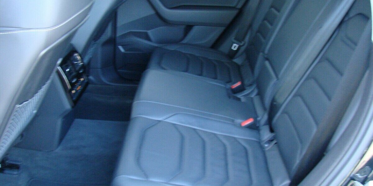 VW Touareg 3.0TDi Black Style 4M ACC LED AHK Luftfede 34.980 km 49.980 &euro; Falkensee 14612