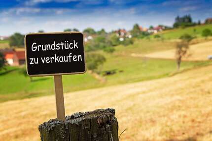 Grundstück zu verkaufen in Kredenbach 102.900 € 643 m²