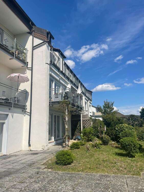 Wohnung zum Kaufen in Bad Kissingen 240.000 € 89.53 m²