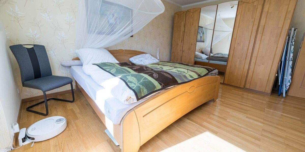 Reihenmittelhaus Bremerhaven Geestemünde - 5 Zimmer, 119 m&sup2;, 229.000&euro; | Angebot:25737095