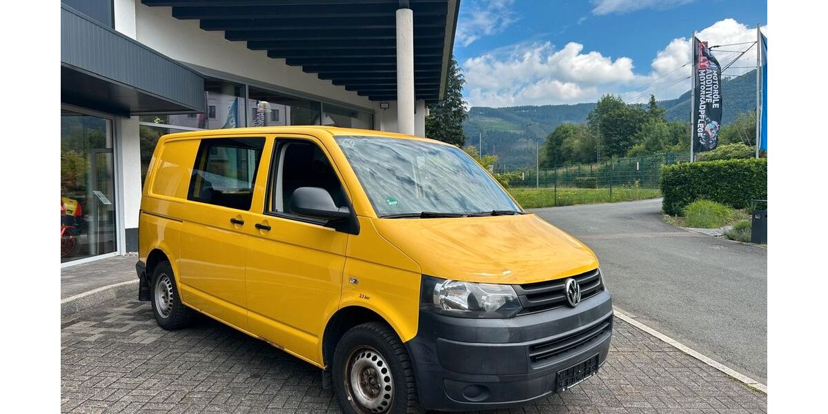VW T5 Transporter 141.000 km 5.450 &euro; Finnentrop 57413