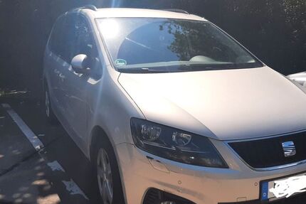 Seat Alhambra 238.032 km 8.550 &euro; Berlin 13088