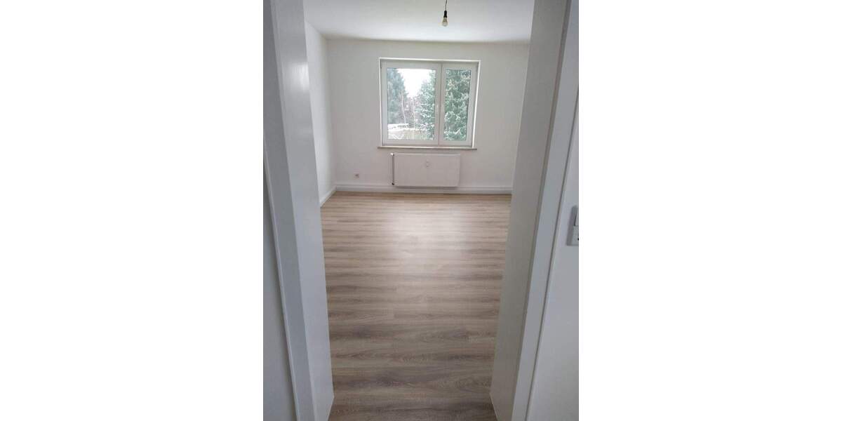 Etagenwohnung Plattenburg Glöwen - 2 Zimmer, 49 m&sup2;, 295&euro; | Angebot:23252345