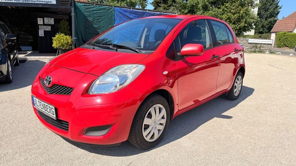 Yaris