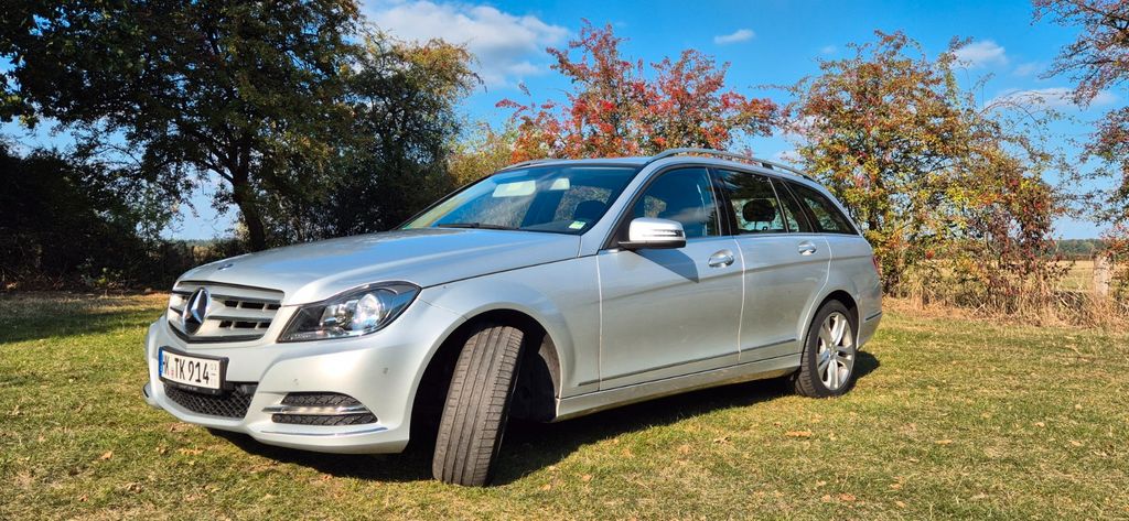 Mercedes-Benz 200 113.000 km 10.700 &euro; Ahlden 29693