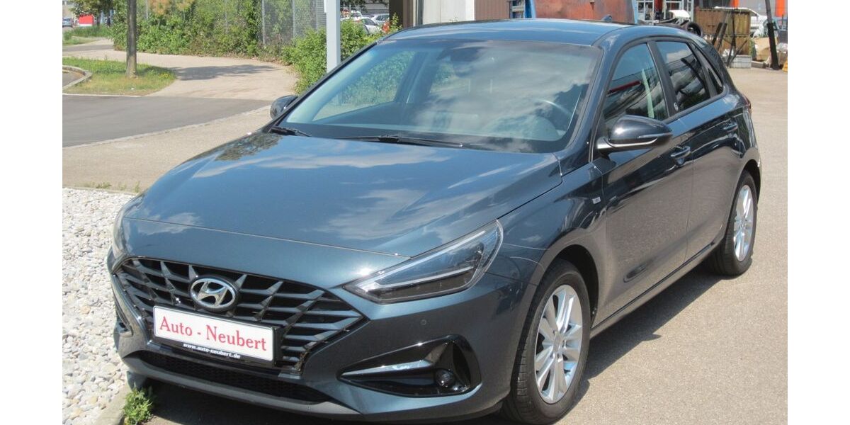 Hyundai i30 80.300 km 15.950 &euro; Stadtbergen 86391