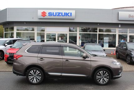 Mitsubishi Outlander 117.550 km 22.880 € Elmshorn 25337