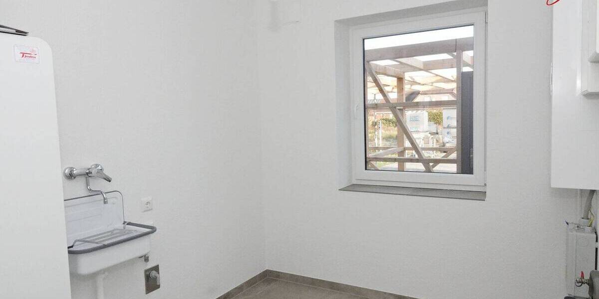 Etagenwohnung Wiesmoor Wiesederfehn - 3 Zimmer, 93 m&sup2;, 1.030&euro; | Angebot:25938374