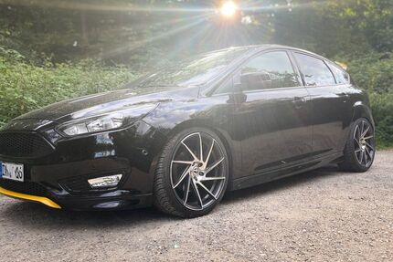 Ford Focus 80.000 km 12.900 &euro; Merzenich 52399