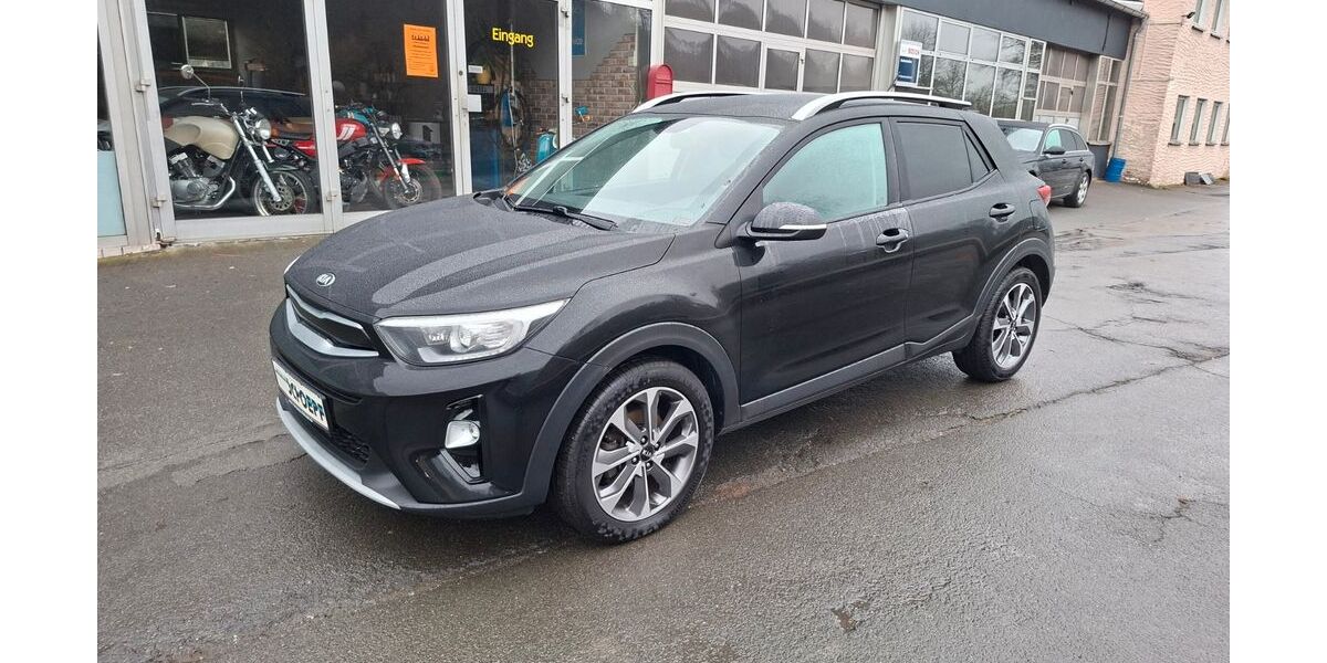 Kia Stonic 103.000 km 11.490 &euro; Naila 95119