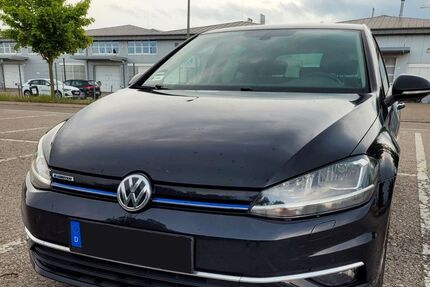 VW Golf 101.540 km 13.590 € Ingolstadt 85057