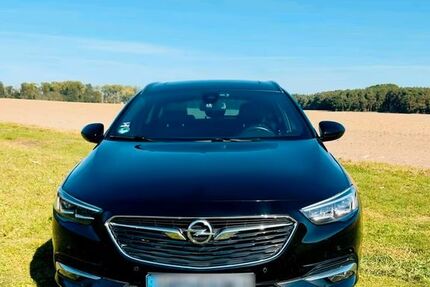Opel Insignia 86.900 km 15.100 € Nauen 14641