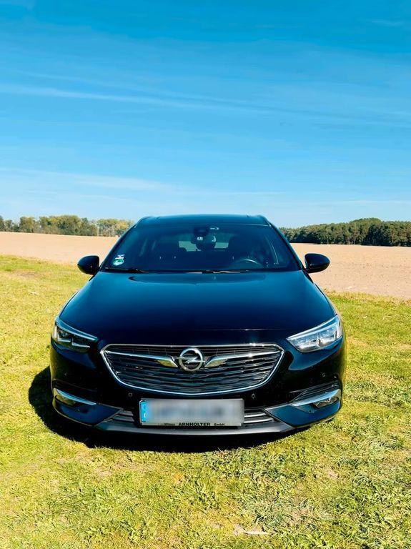 Opel Insignia 86.900 km 15.100 € Nauen 14641