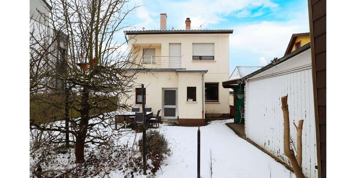 Haus zum Kaufen in Sandhausen 495.000 € 160 m² 4 zimmer