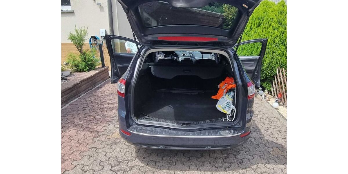 Ford Mondeo 170.000 km 5.600 &euro; Walzbachtal 75045