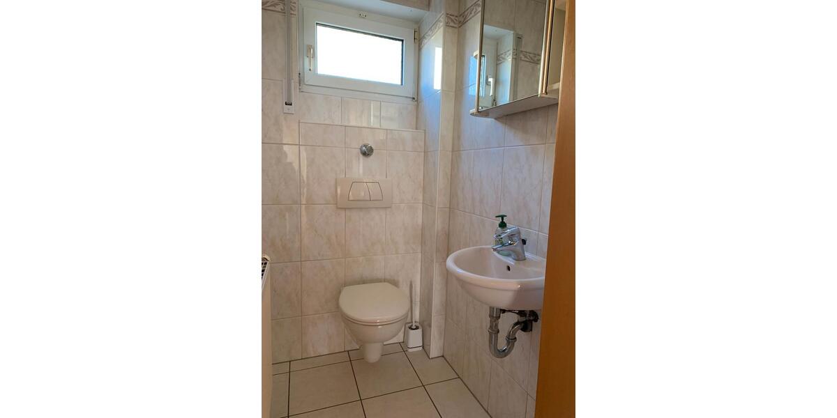 Erdgeschoßwohnung Eppelheim - 4 Zimmer, 115 m&sup2;, 1.300&euro; | Angebot:26023487