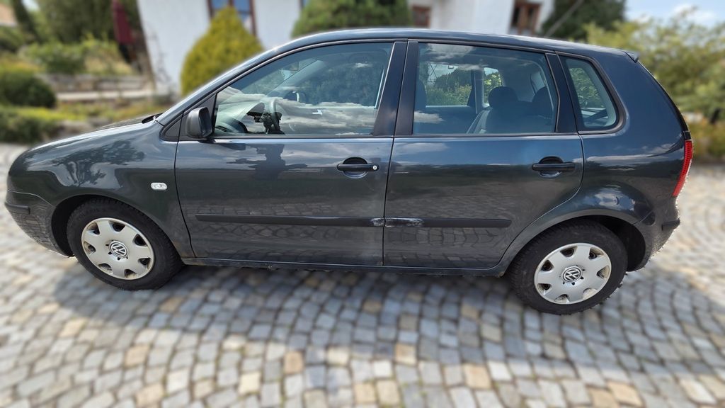 VW Polo 225.238 km 890 &euro; Michelsneukirchen 93185