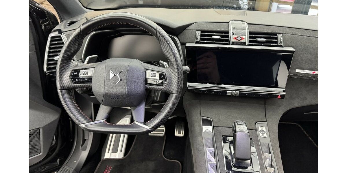DS Automobiles DS7 Crossback 300 4x4 Performance Line 1.Hand 133.100 km 17.980 &euro; Lich 35423