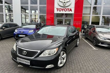 Lexus LS 460