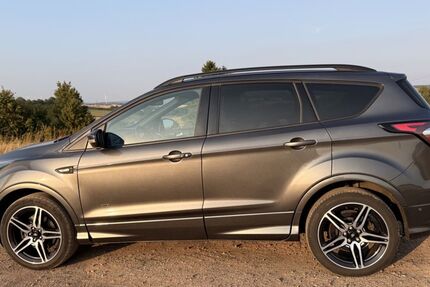 Ford Kuga 134.500 km 13.400 &euro; Tholey 66636