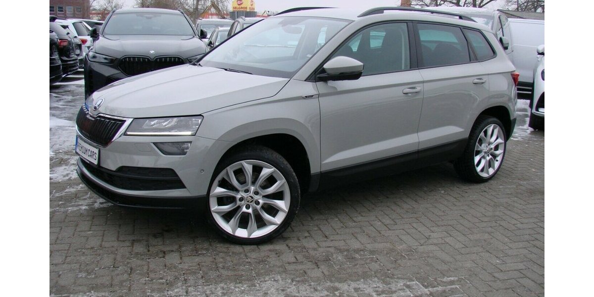 Skoda Karoq 1,5TSi Style ACC LED Kamera Family Paket II 32.882 km 25.980 &euro; Falkensee 14612