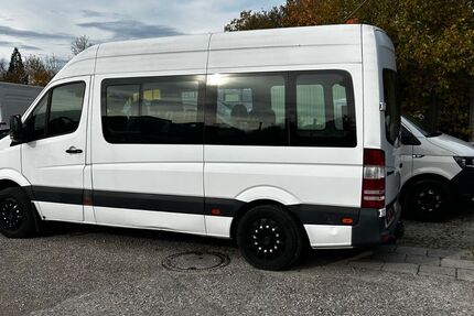 Mercedes-Benz Sprinter 91.000 km 14.900 € München 81929