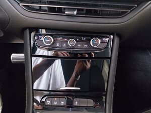 Opel Grandland X Elegance SHZ LHZ Elek. Heckkl. NAVI KA 33.253 km 23.980 &euro; HAAN 42781
