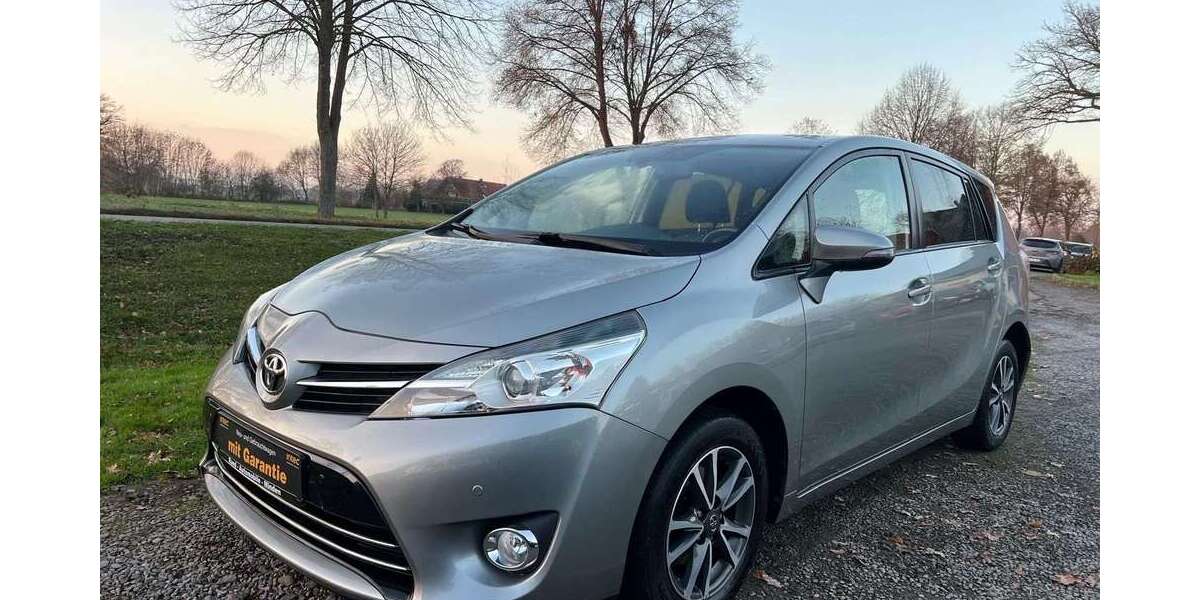 Toyota Verso 153.650 km 8.990 &euro; Minden 32425