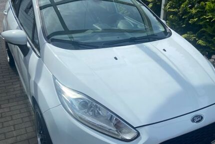 Ford Fiesta 111.000 km 8.100 &euro; Weitefeld 57586