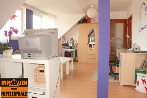 Schöne Dachgeschoß-Single-WE in Pulsnitz - Dachgeschoßwohnung Pulsnitz | Angebot:27109022