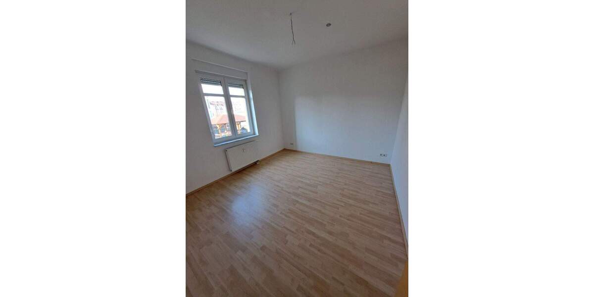 Etagenwohnung Leuna - 3 Zimmer, 95 m&sup2;, 180.000&euro; | Angebot:25471766