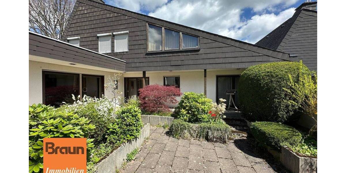 Mehrfamilienhaus, Wohnhaus Sankt Georgen im Schwarzwald Stadtgebiet - 5 Zimmer, 150 m&sup2;, 310.000&euro; | Angebot:26512820