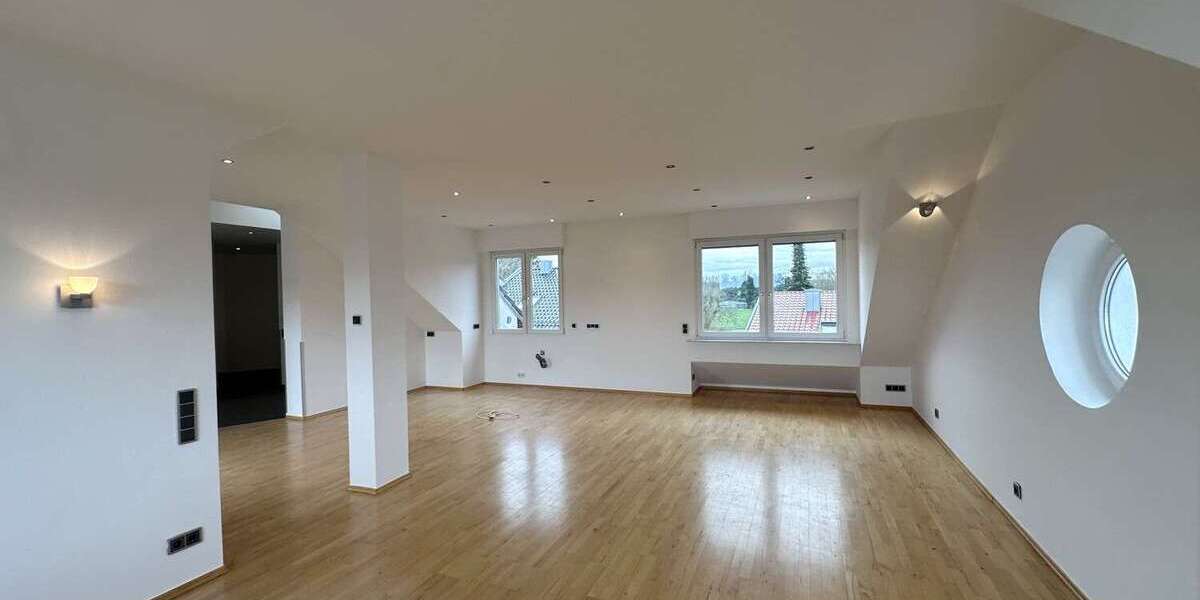 Etagenwohnung Eschweiler - 4 Zimmer, 123 m&sup2;, 329.000&euro; | Angebot:25974638